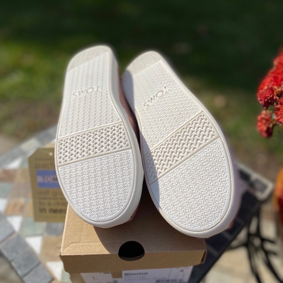 Toms Bimini Slip-On Flat (Big Girl) - Picture 8 of 8